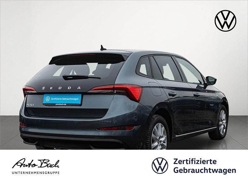 Gebraucht Skoda Scala Clever 150 PS (110 kW) 2021 Grau Kleinwagen