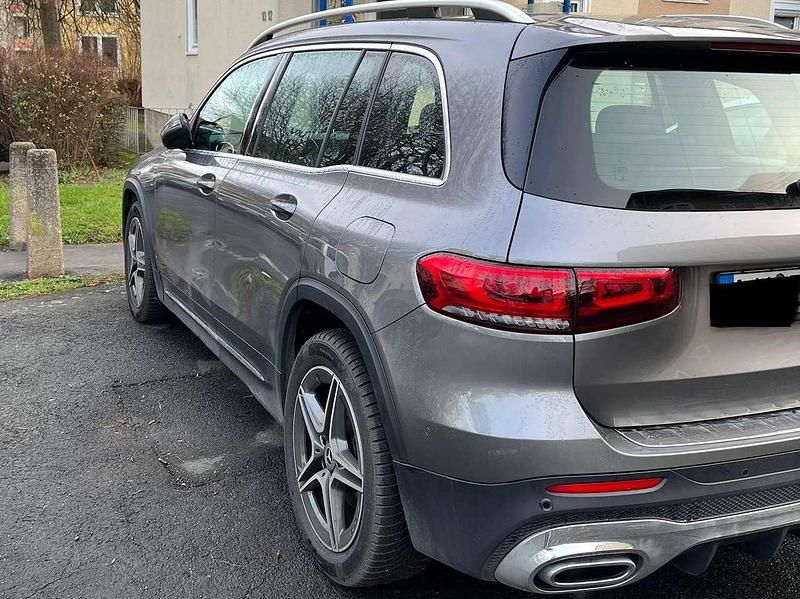 Gebraucht Mercedes GLB200 Style 150 PS (110 kW) 2021 Grau SUV