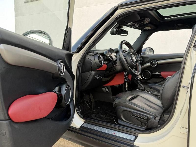 Gebraucht Mini Cooper SD 170 PS (125 kW) 2015 Weiß Kleinwagen