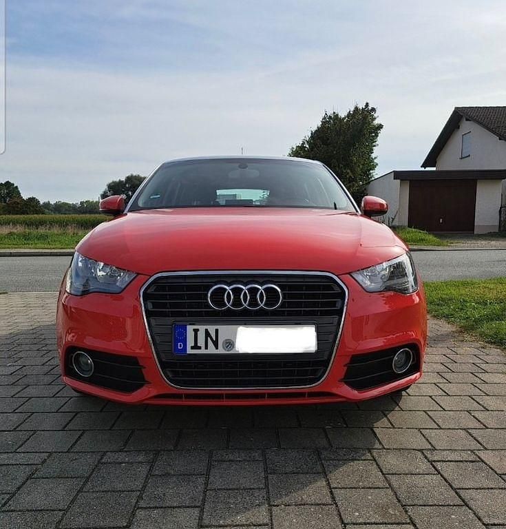 Rot Gebraucht 2013 Audi A1 Sportback Kleinwagen | 9.400 € (Fairer Preis) - Bild 1/4