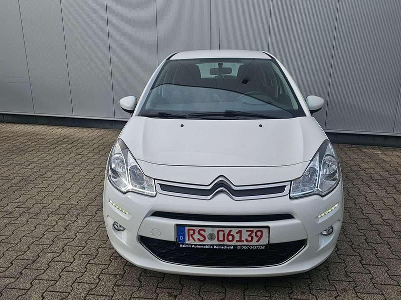 Gebraucht Citroën C3 Live 68 PS (50 kW) 2017 Weiß Limousine