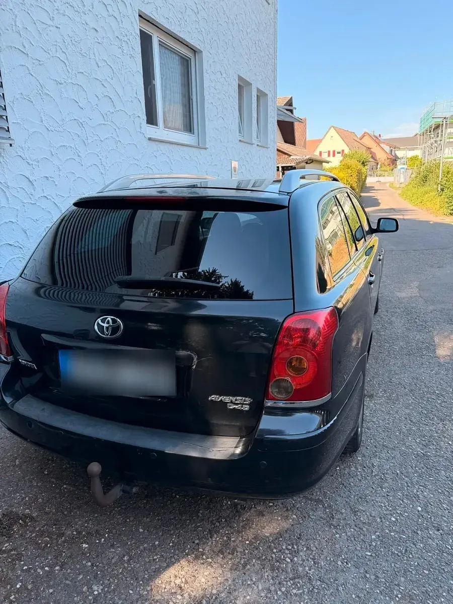 Gebraucht Toyota Avensis 177 PS (130 kW) 2006 Schwarz Kombi