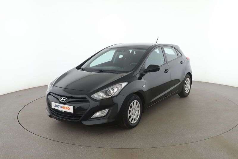 Schwarz Gebraucht 2014 Hyundai i30 Classic Limousine | 8.300 € (Fairer Preis) - Bild 1/4