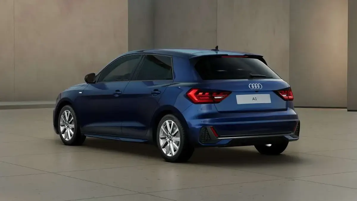 Gebraucht Audi A1 Sportback S-Line 95 PS (69 kW) 2025 Blau Kleinwagen