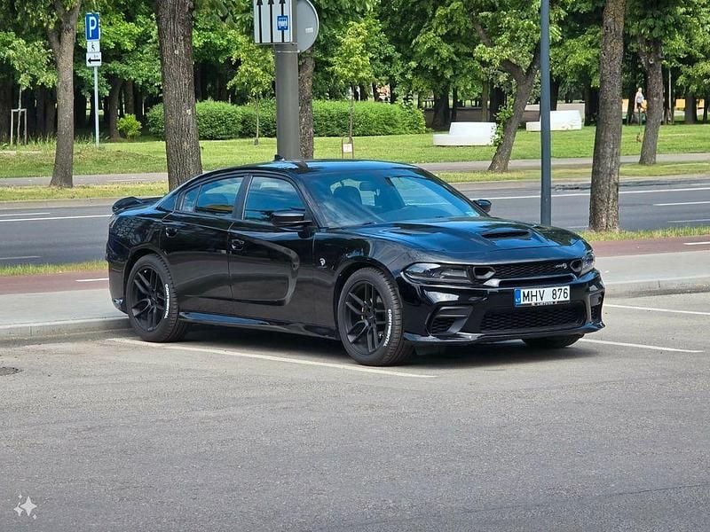 Schwarz Gebraucht 2018 Dodge Charger SXT Limousine | 20.000 € (Etwas zu teuer) - Bild 1/4