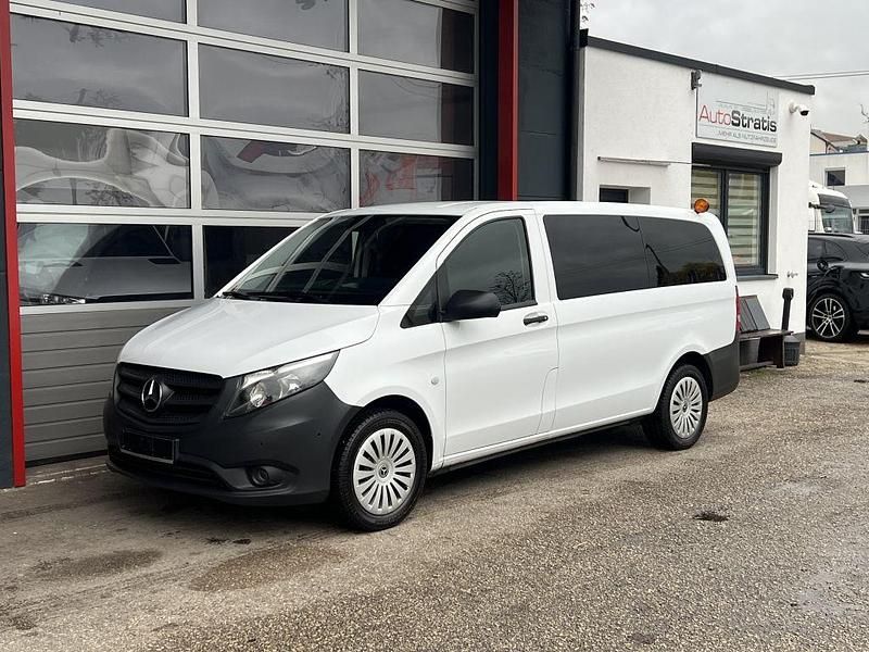 Weiß Gebraucht 2021 Mercedes Vito Kombi | 28.382 € (Fairer Preis) - Bild 1/4