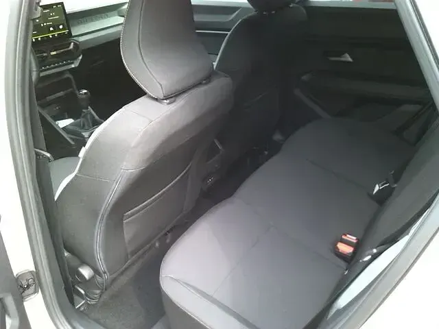Neu Dacia Duster Extreme 131 PS (96 kW) 2025 Beige schwarz SUV