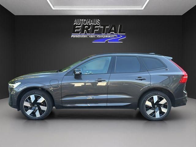 Gebraucht Volvo XC60 Plus 349 PS (256 kW) 2023 Grau SUV
