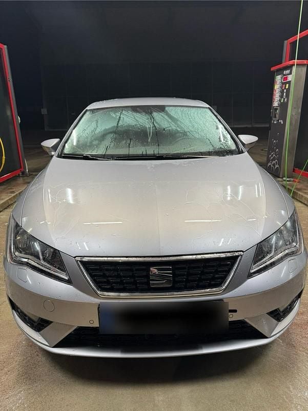 Second-hand Seat Leon 164 CP (120 kW) 2020 Argintiu Berlinǎ