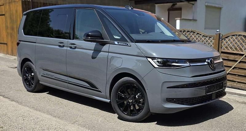 Pure grau Neu 2025 VW T7 Edition Van | 74.890 € - Bild 1/4