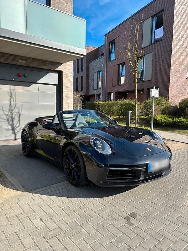 Gebraucht Porsche 992 385 PS (283 kW) 2021 Schwarz Cabrio