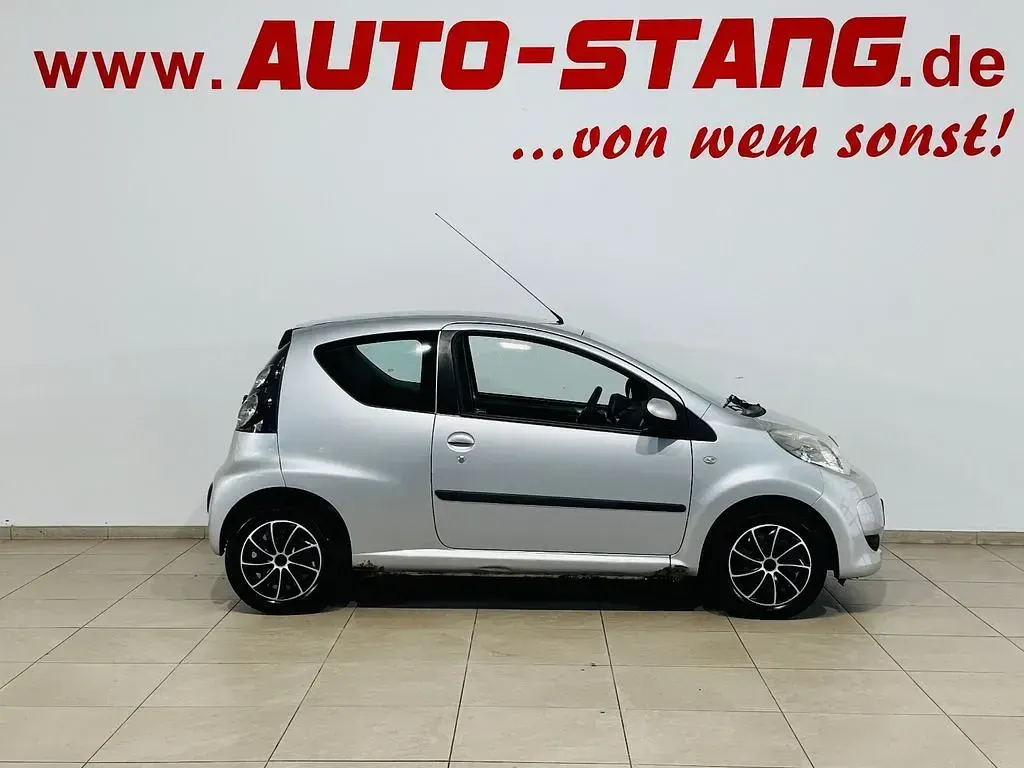 Gebraucht Citroën C1 Style 68 PS (50 kW) 2009 Zu lackieren silver grey 1e7/m Kleinwagen