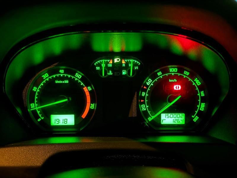 Gebraucht Skoda Fabia 75 PS (55 kW) 2006 Blau Kleinwagen