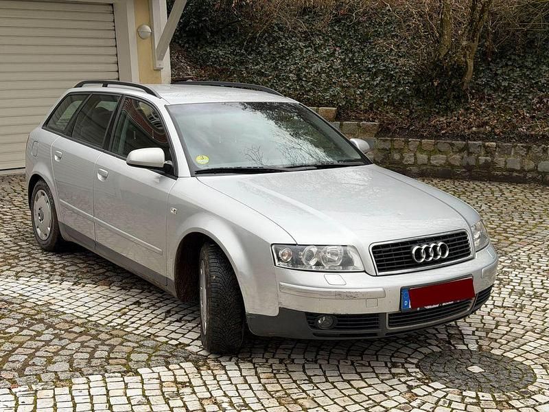 Gebraucht Audi A4 101 PS (74 kW) 2002 Silber Kombi