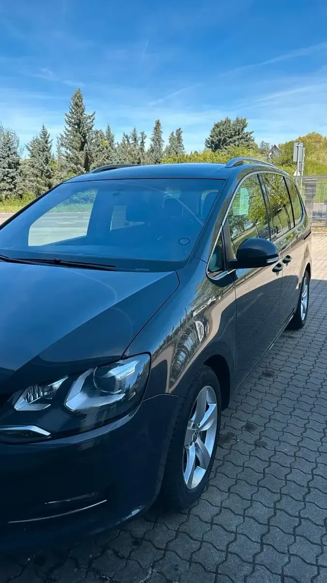 Gebraucht VW Sharan 140 PS (102 kW) 2011 Grau Van / Kleinbus