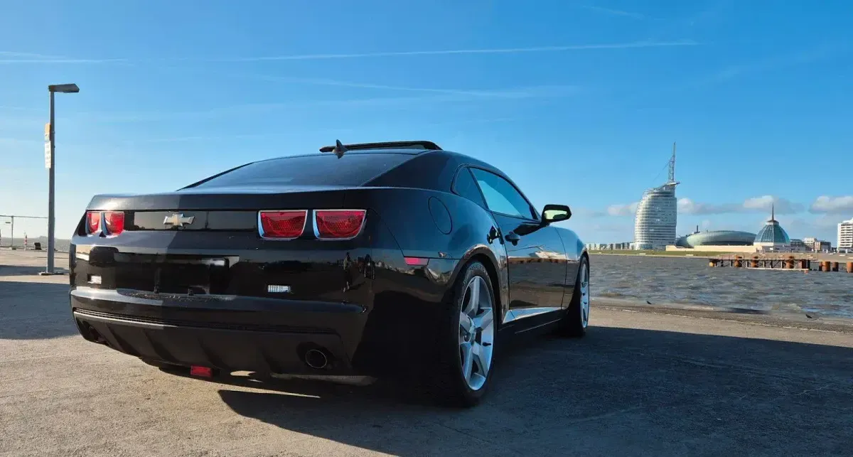 Gebraucht Chevrolet Camaro 306 PS (225 kW) 2011 Schwarz Coupé
