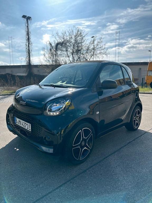 Gebraucht Smart ForTwo Electric Drive 60 kW (82 PS) 2021 Schwarz Cabrio