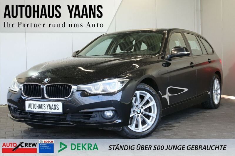 Black sapphire metallic Gebraucht 2016 BMW 330 Advantage Limousine | 22.499 € - Bild 1/4