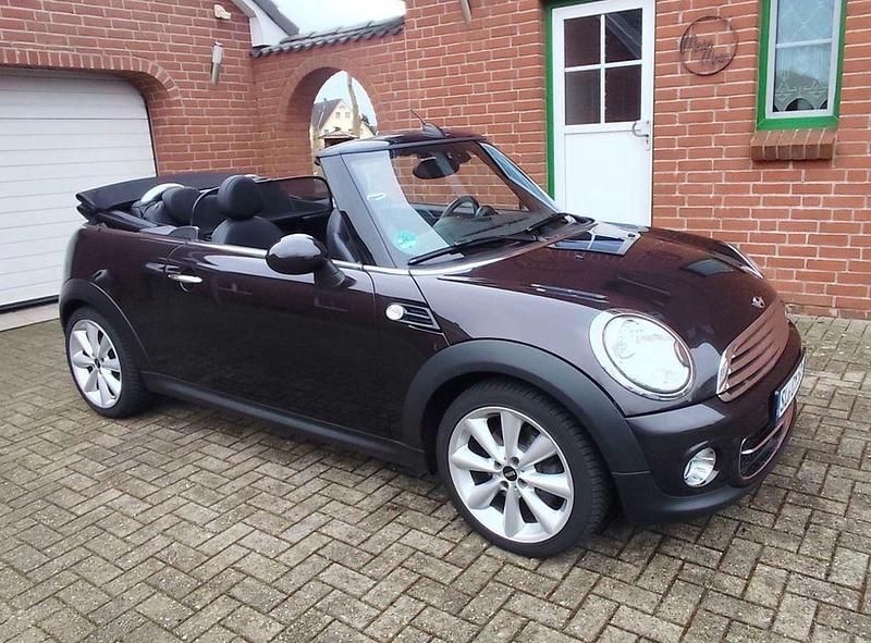 Gebraucht Mini Cooper D Cabriolet 111 PS (81 kW) 2014 Braun Cabrio