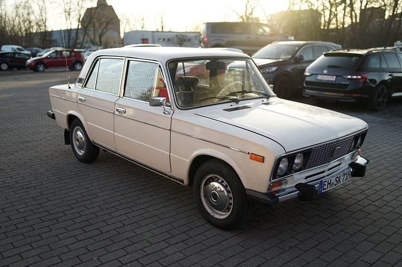 Gebraucht Lada 2106 71 PS (52 kW) 1988 Beige Limousine
