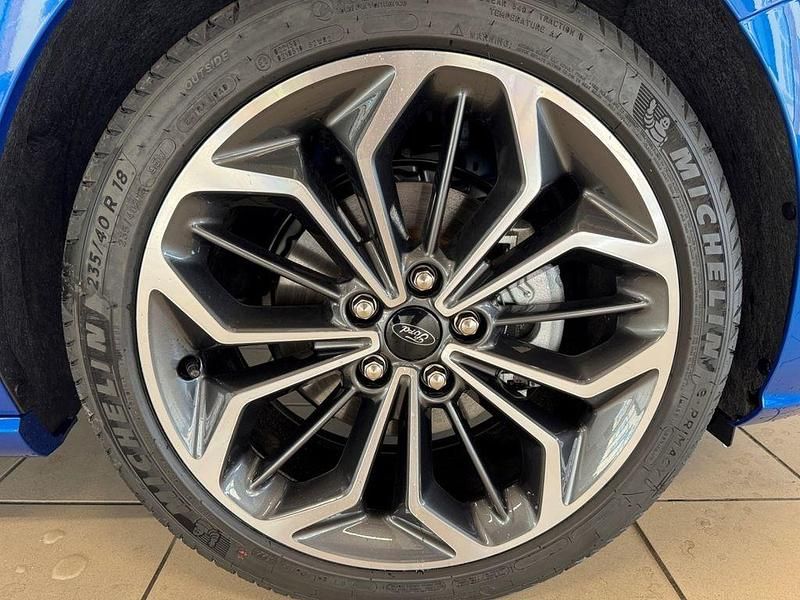 Neu Ford Focus ST-Line X 155 PS (114 kW) 2025 Blau Limousine
