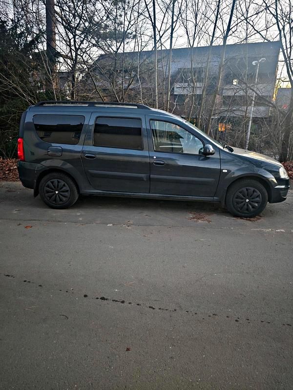 Gebraucht Dacia Logan 105 PS (77 kW) 2009 Grau Kombi