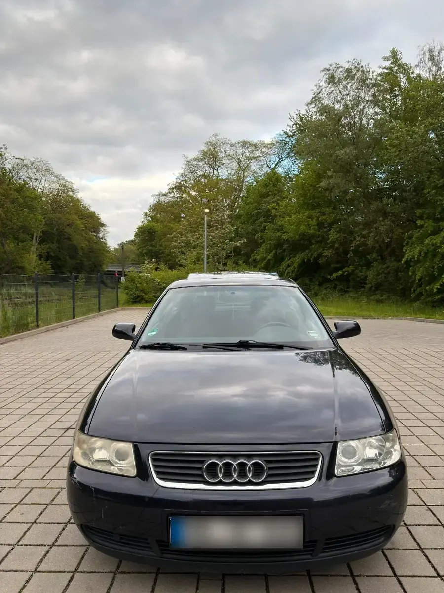 Gebraucht Audi A3 101 PS (74 kW) 2002 Blau Kleinwagen