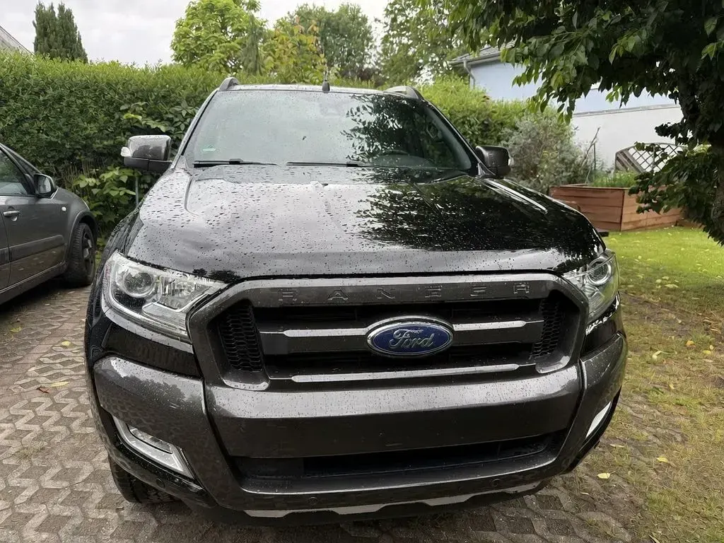 Gebraucht Ford Ranger Wildtrack 200 PS (147 kW) 2018 Iridiumschwarz mica Pickup