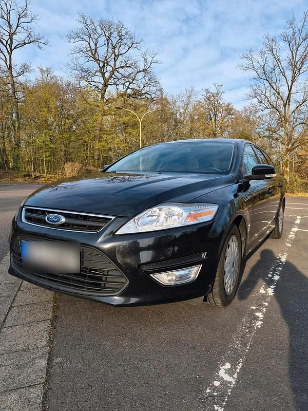 Gebraucht Ford Mondeo 98 PS (72 kW) 2013 Schwarz Kombi
