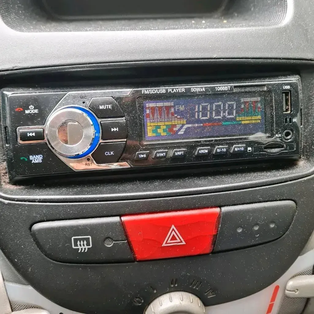 Gebraucht Peugeot 107 68 PS (50 kW) 2007 Gelb Kleinwagen