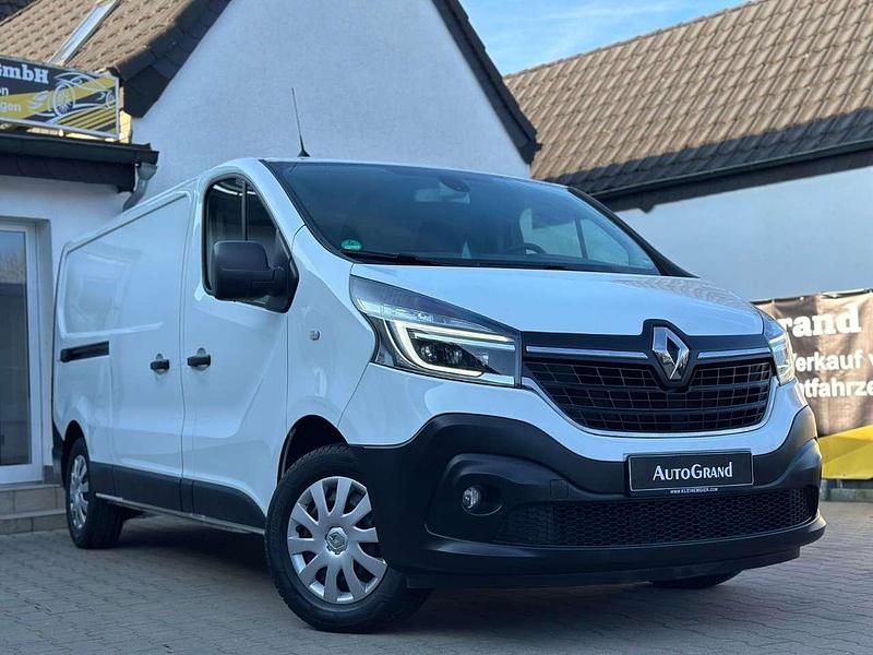 Gebraucht Renault Trafic Komfort 120 PS (88 kW) 2020 Weiß Van / Kleinbus