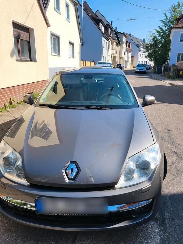Grau Gebraucht 2007 Renault Laguna III Initiale Limousine | 4.450 € (Teuer) - Bild 1/4