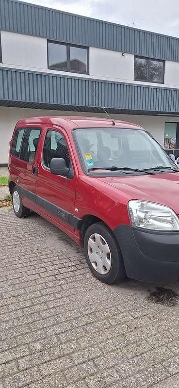 Gebraucht Citroën Berlingo Advance 75 PS (55 kW) 2006 Rot Van / Kleinbus