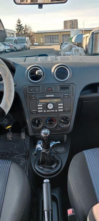 Gebraucht Ford Fusion Style 80 PS (58 kW) 2007 Grau Kleinwagen