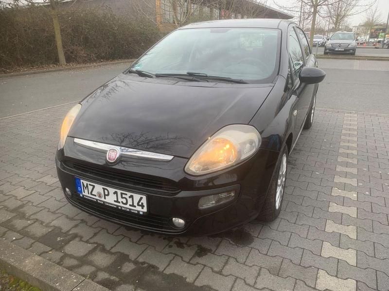 Gebraucht Fiat Punto Evo Dynamic 77 PS (56 kW) 2010 Grau Kleinwagen