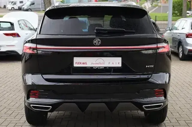 Uusi MG HS Luxury 224 HP (164 kW) 2026 Musta Katumaasturi