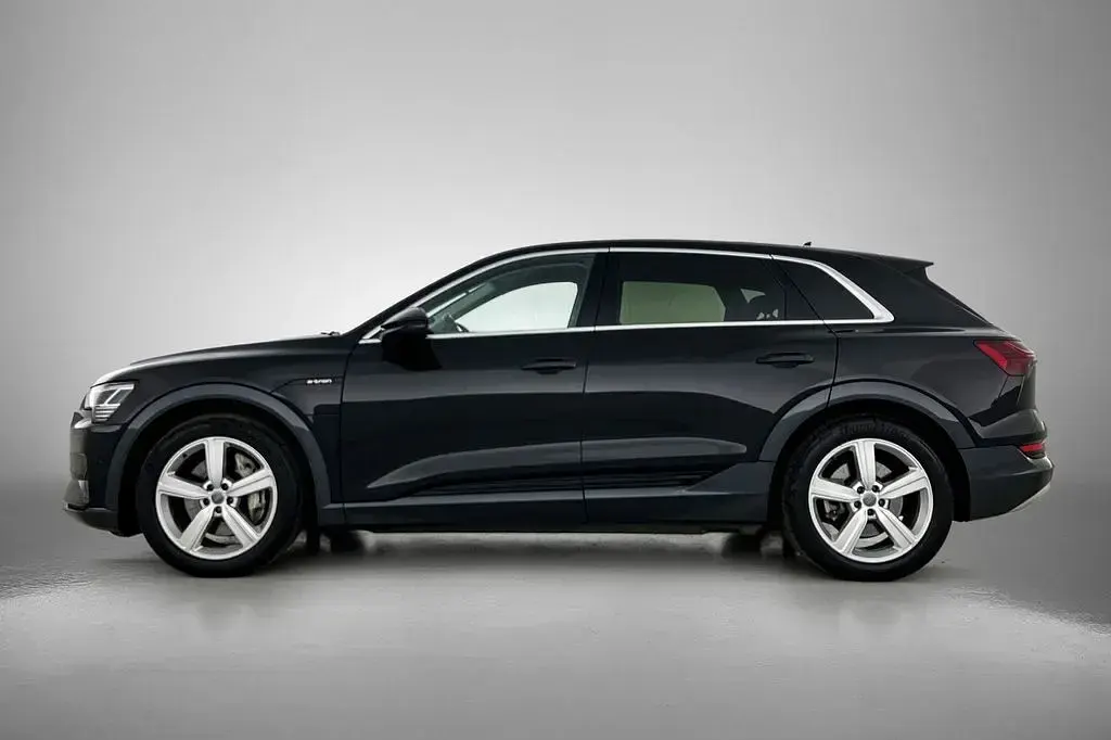Gebraucht Audi e-tron Advanced Plus 300 kW (408 PS) 2019 Schwarz SUV