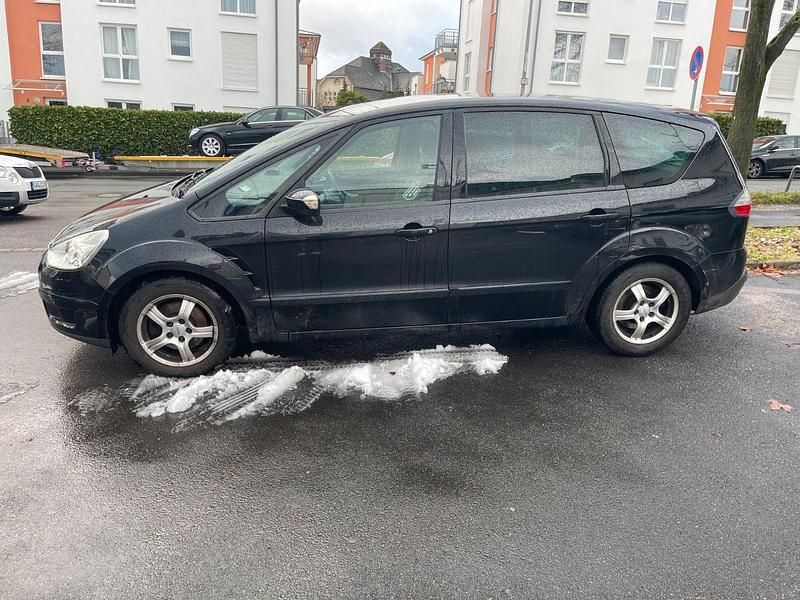 Gebraucht Ford S-MAX Titanium 131 PS (96 kW) 2006 Schwarz Van / Kleinbus