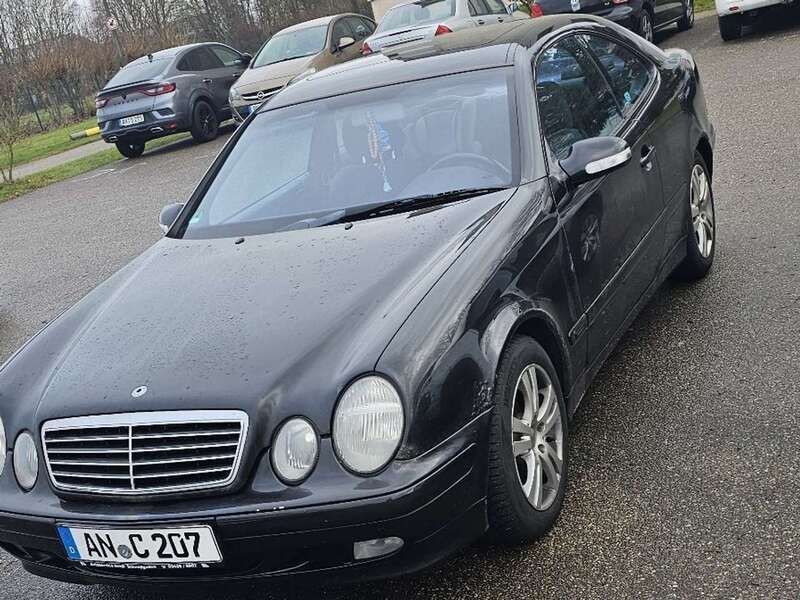 Schwarz Gebraucht 2001 Mercedes CLK230 Avantgarde Coupé | 1.600 € (Superpreis) - Bild 1/4