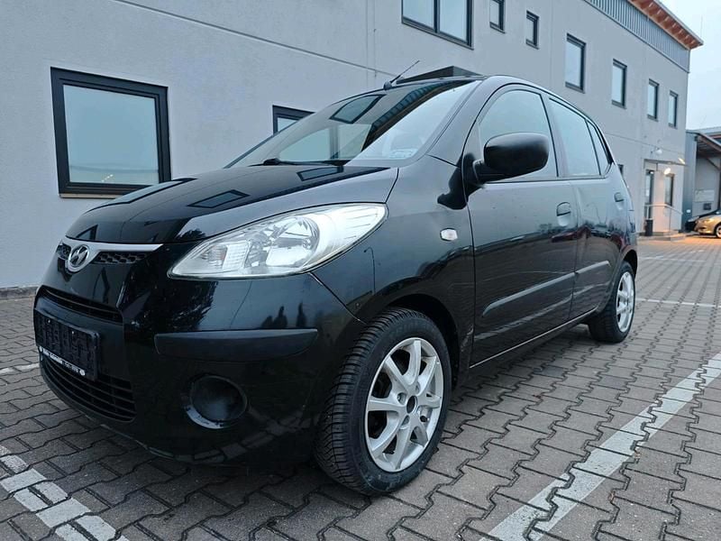 Gebraucht Hyundai i10 67 PS (49 kW) 2009 Schwarz Kleinwagen