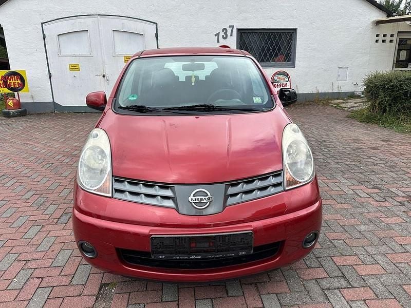 Rot Gebraucht 2008 Nissan Note Acenta Van / Kleinbus | 1.800 € (Fairer Preis) - Bild 1/4