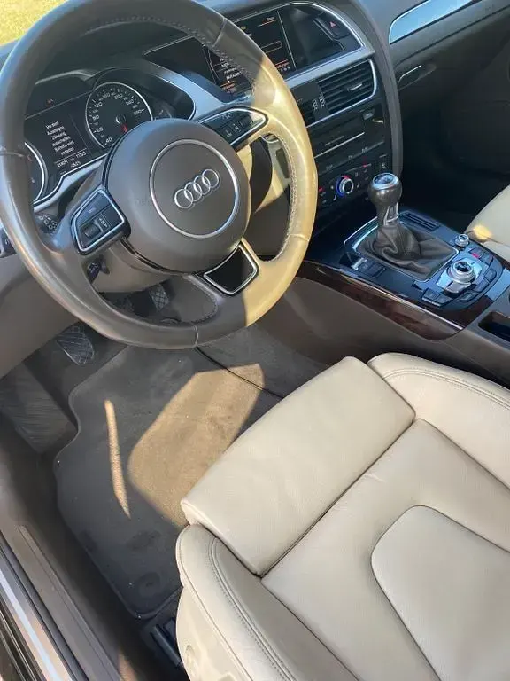Gebraucht Audi A4 Attraction 190 PS (139 kW) 2015 Schwarz Kombi