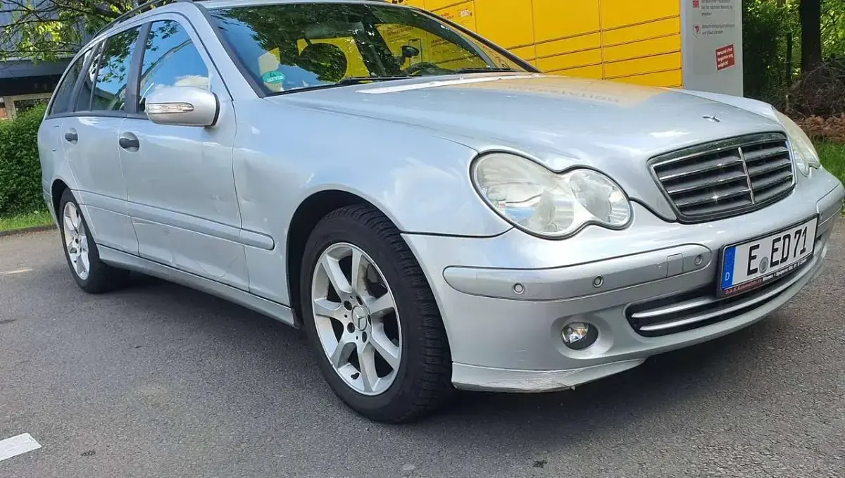 Gebraucht Mercedes C200 Elegance 122 PS (89 kW) 2006 Silber Kombi