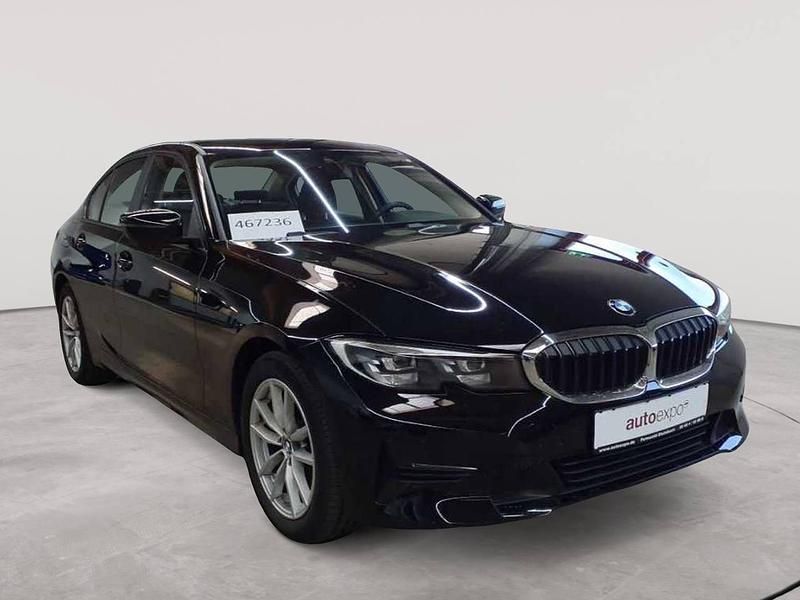 Gebraucht BMW 320 Advantage 190 PS (139 kW) 2021 Schwarz uni Limousine