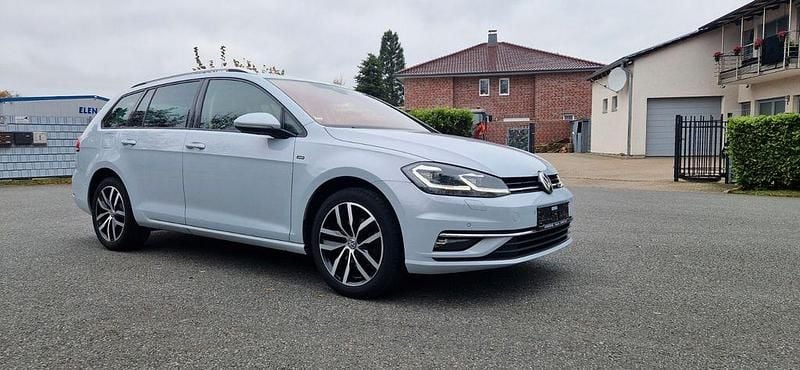 Silber Gebraucht 2018 VW Golf VII Join Kombi | 9.277 € (Superpreis) - Bild 1/4