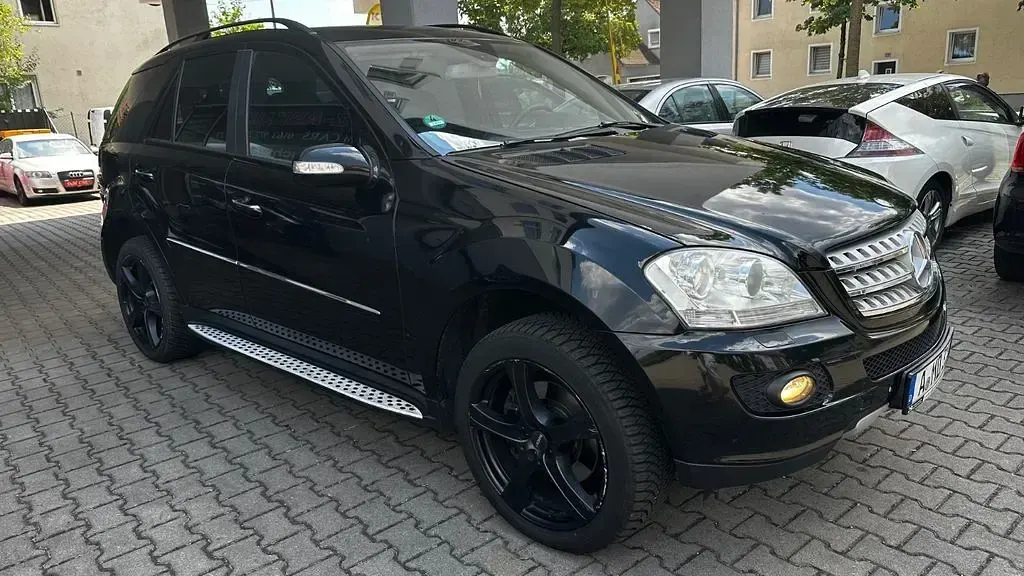 Gebraucht Mercedes ML420 306 PS (225 kW) 2007 Schwarz SUV
