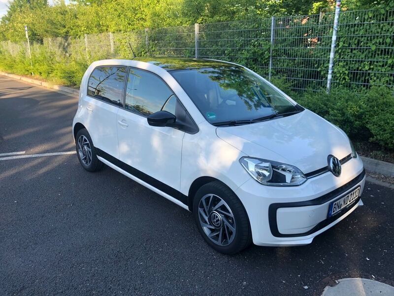 Weiß Gebraucht 2017 VW up! Sound Kleinwagen | 7.400 € (Superpreis) - Bild 1/4