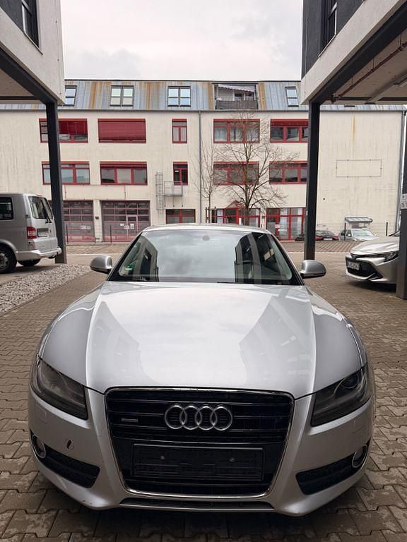 Gebraucht Audi A5 Ambiente 265 PS (194 kW) 2008 Silber Coupé