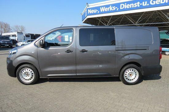Gebraucht Opel Vivaro 144 PS (105 kW) 2024 Grau Van / Kleinbus
