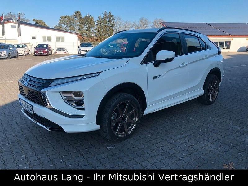 Gebraucht Mitsubishi Eclipse Cross Plus 98 PS (72 kW) 2024 Weiß SUV